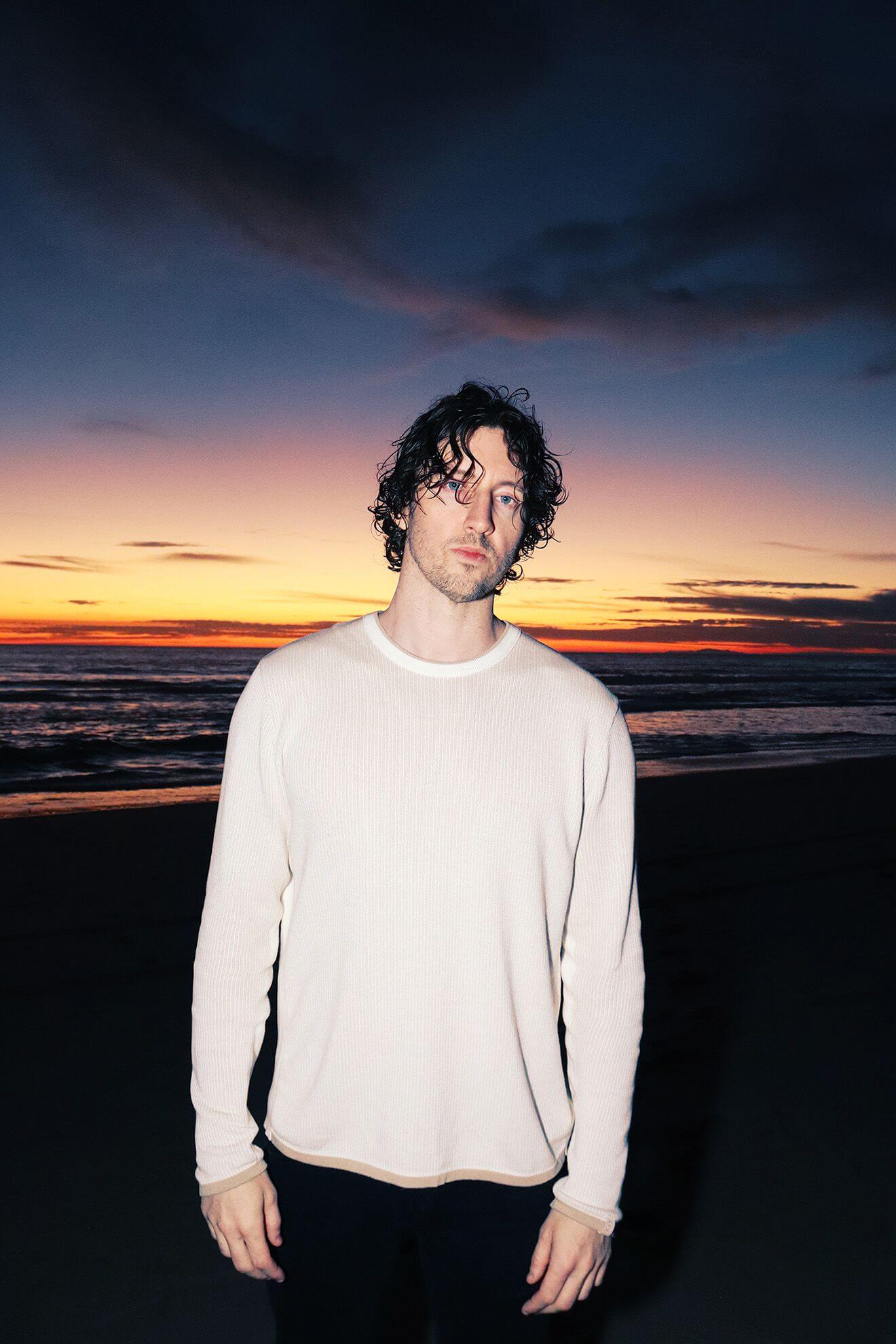 Dean Lewis